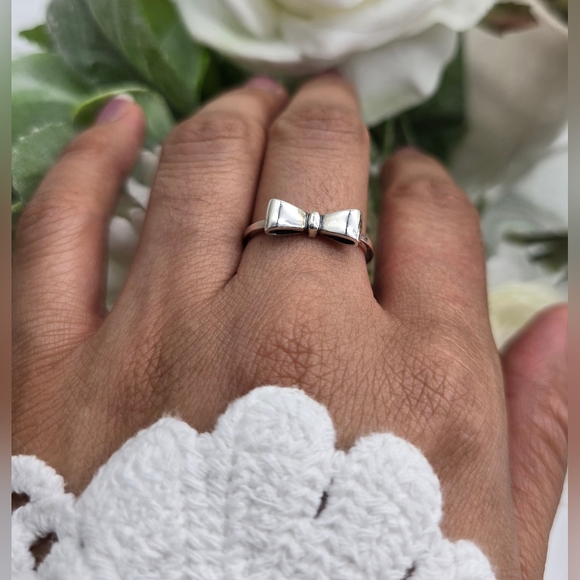 ♥️ CLASSIC BOW RING - Picture 3 of 4